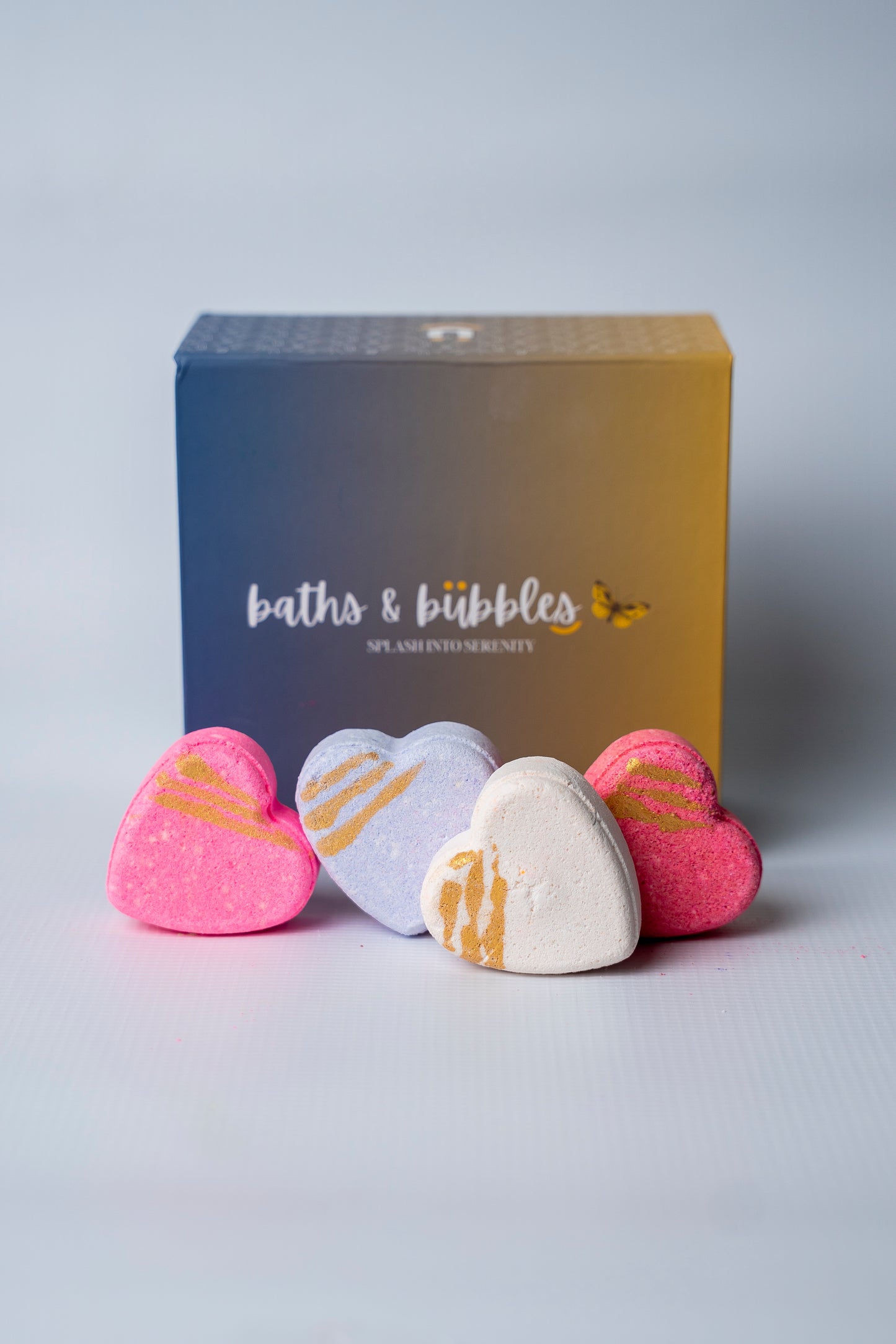 Golden Strips Heart Bath Bombs (Set of 4)